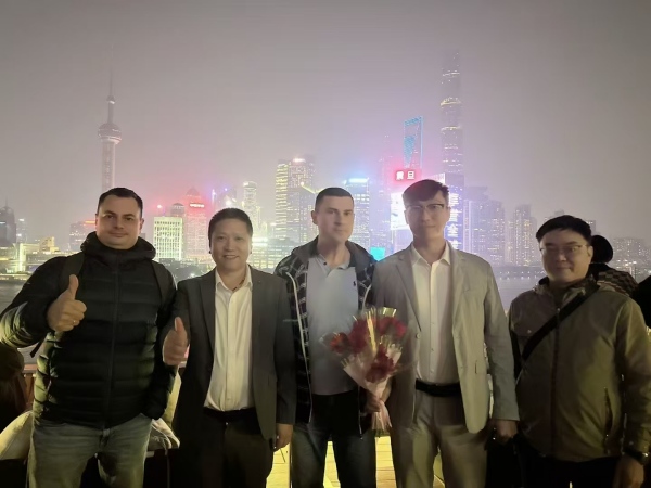 SGL приветствует российских партнеров в Шанхае для завершения крупной сделки по закупке фильтров